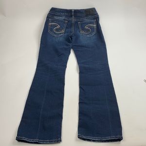 Silver Jeans Suki Mid Slim Boot Dark wash Size 28 Super Stretch Bootcut Midrise